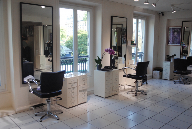 coiffure-VINS SUR CARAMY-min_floor-home-office-property-living-room-room-781228-pxhere.com